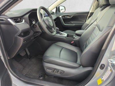 2025 Toyota RAV4 XLE Premium AWD (Natl)