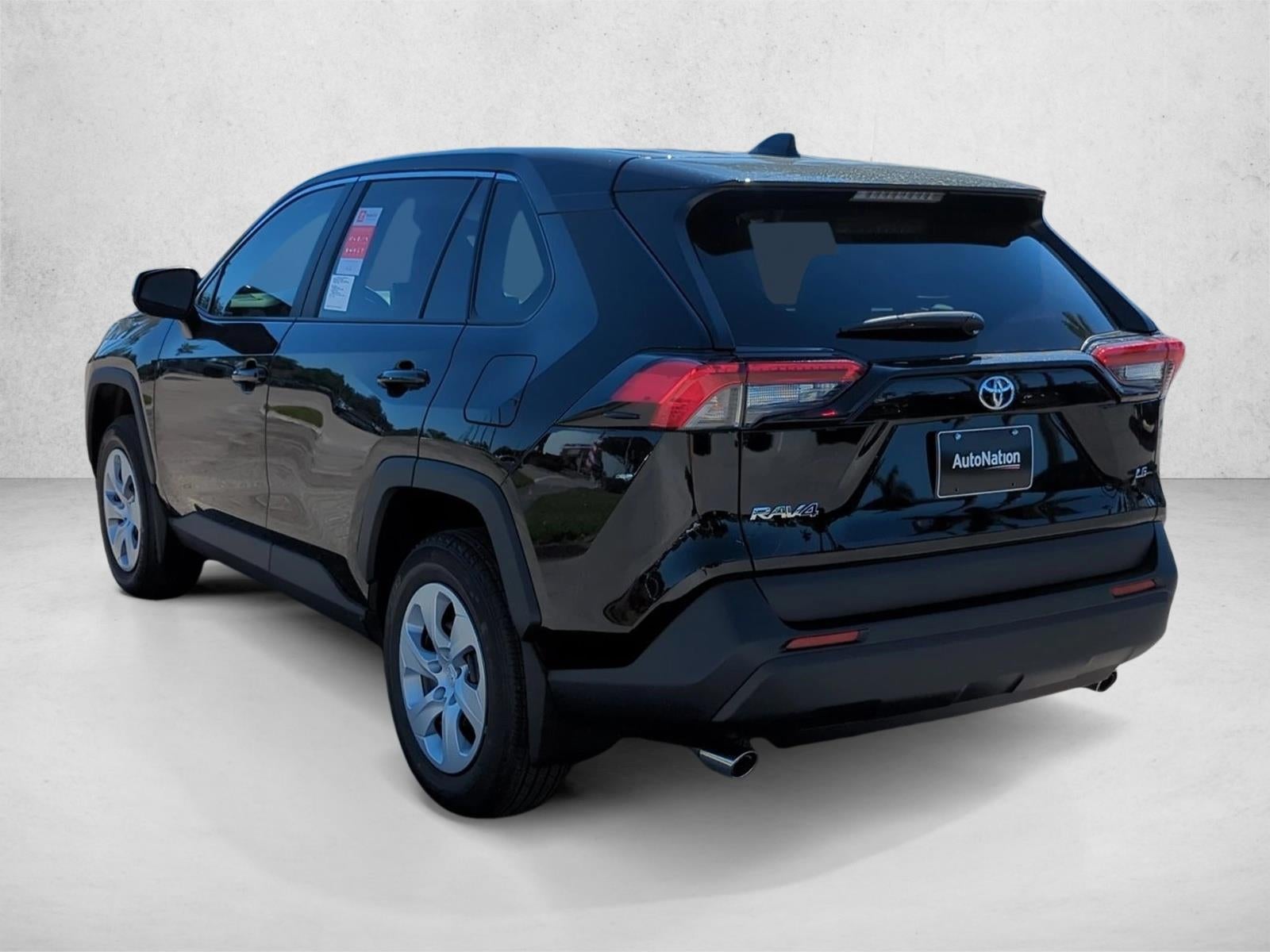 2025 Toyota RAV4 LE FWD (GS)