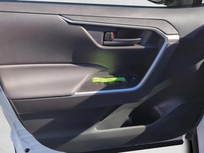 2025 Toyota RAV4 LE FWD (GS)