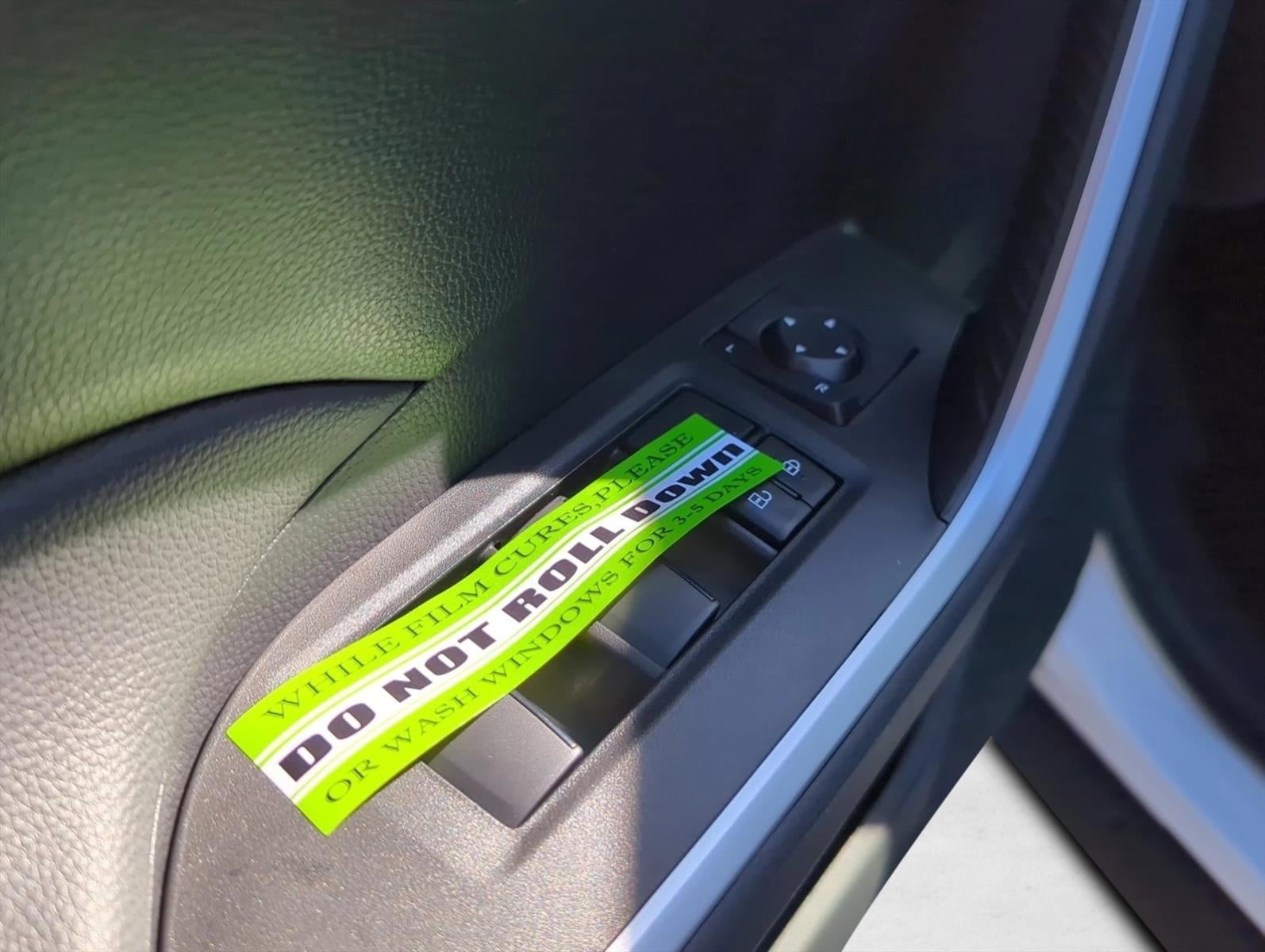 2025 Toyota RAV4 LE FWD (GS)