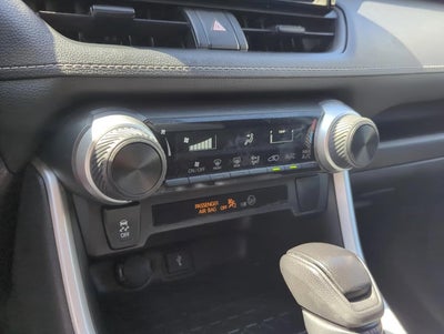 2021 Toyota RAV4 LE FWD (GS)