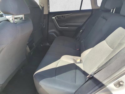 2021 Toyota RAV4 LE FWD (GS)