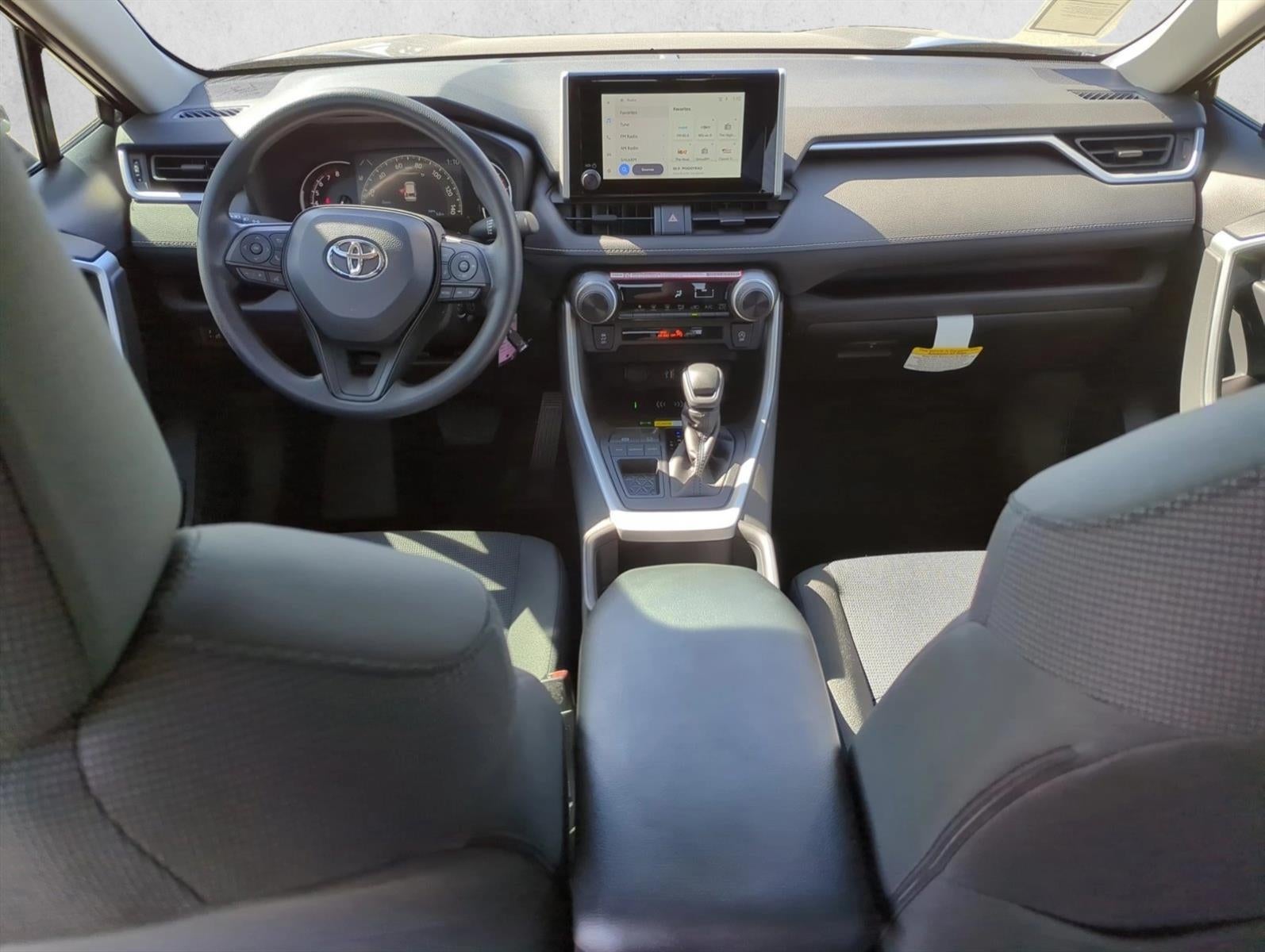 2025 Toyota RAV4 LE FWD (GS)