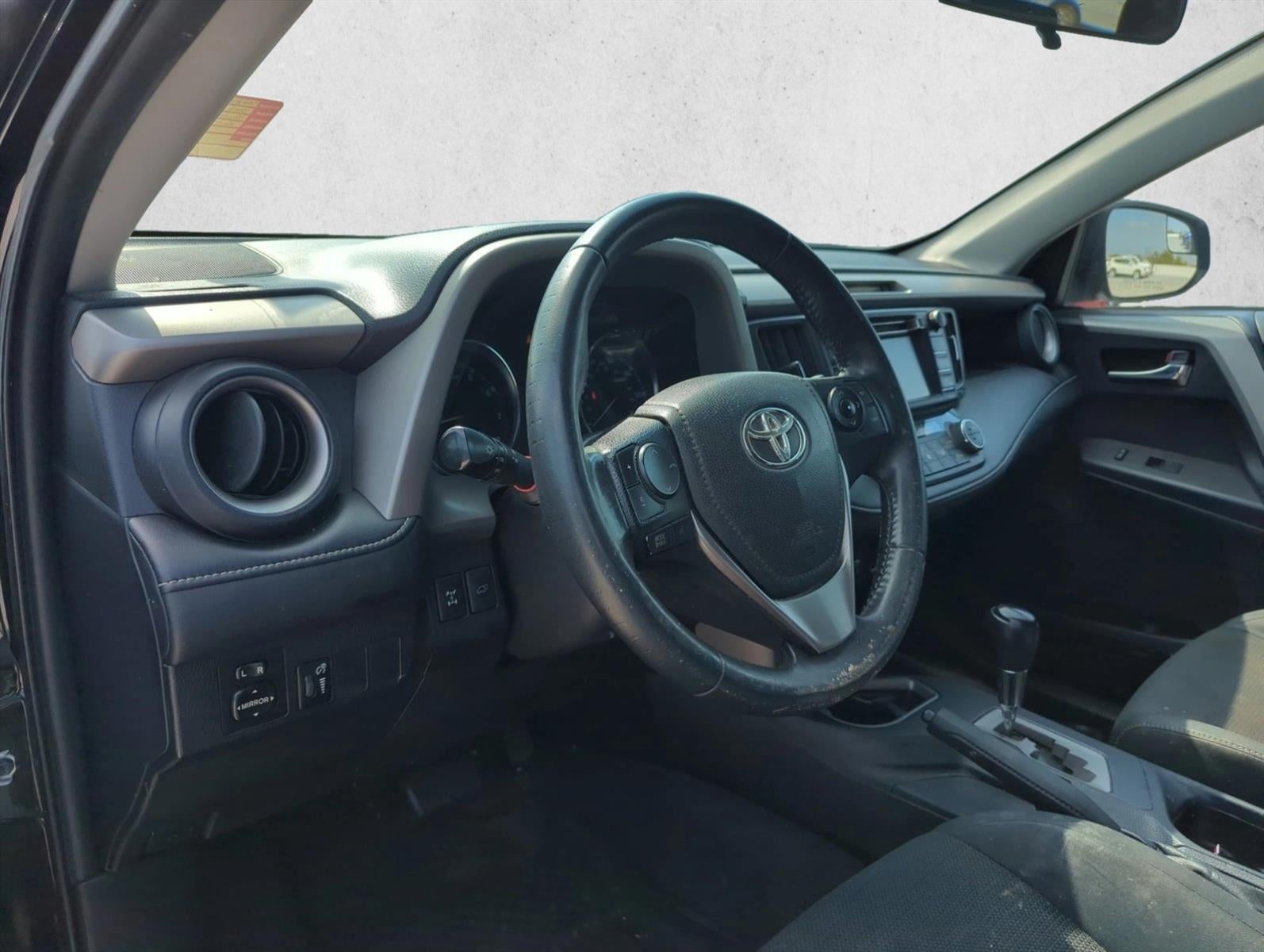 2016 Toyota RAV4 AWD 4dr XLE (Natl)