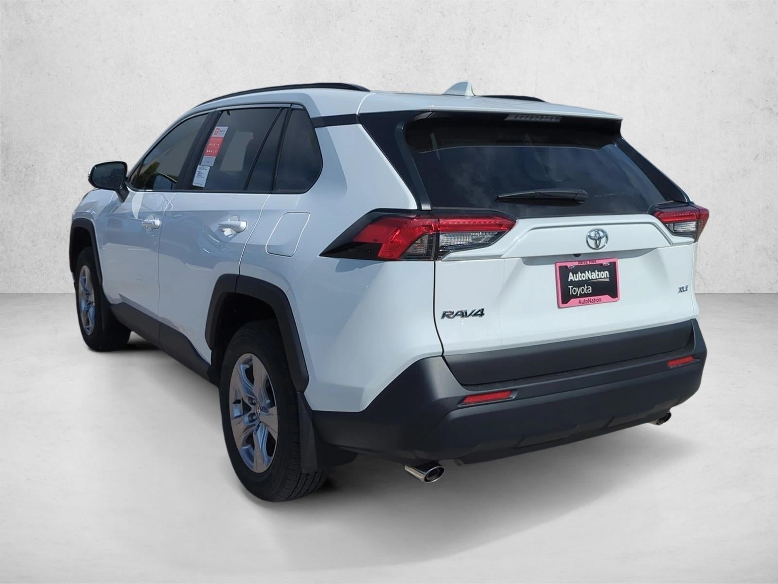2025 Toyota RAV4 XLE FWD (GS)