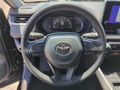 2025 Toyota RAV4 XLE FWD (GS)