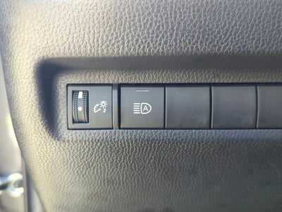 2025 Toyota RAV4 XLE FWD (Natl)