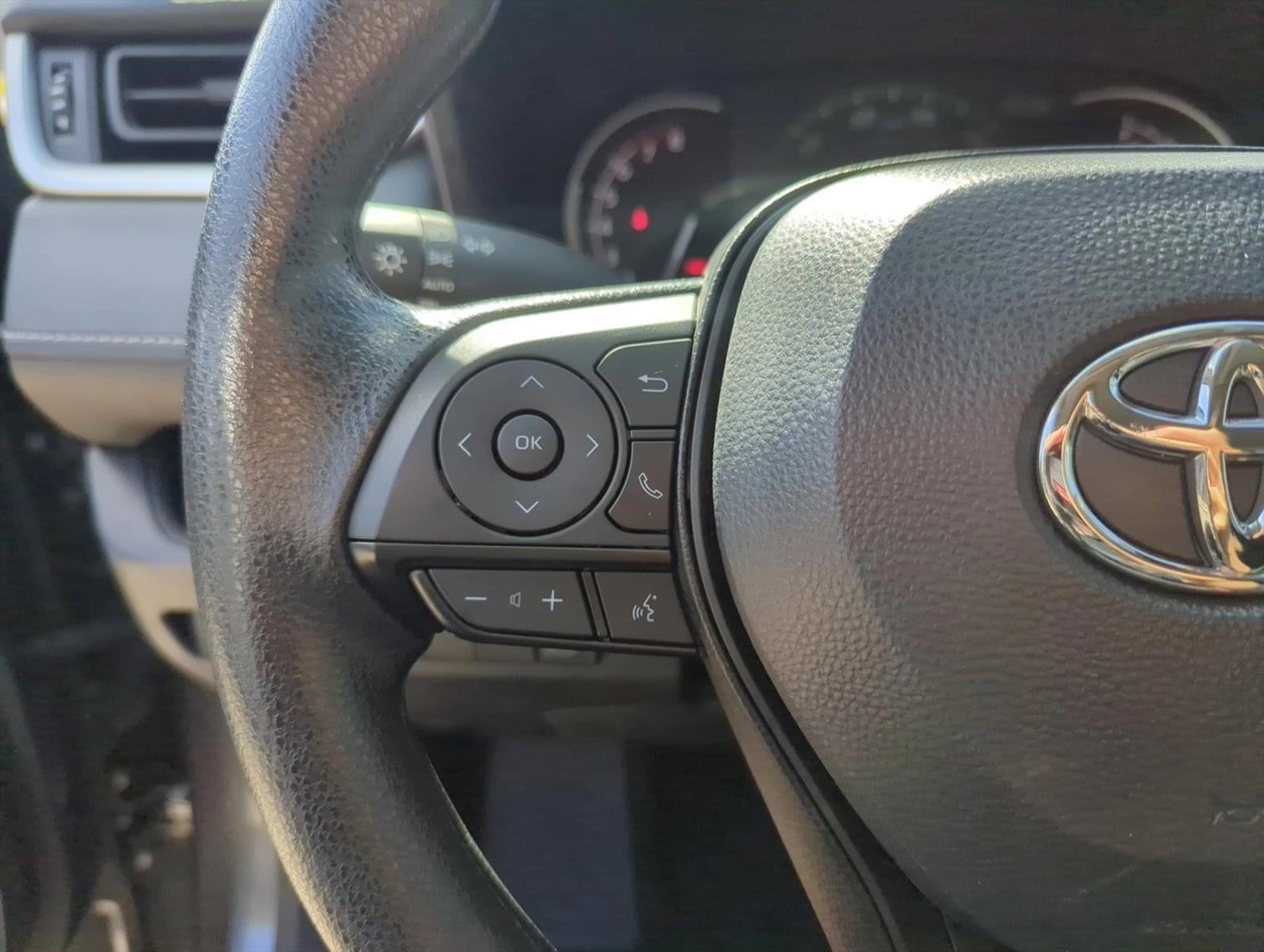 2025 Toyota RAV4 XLE FWD (Natl)