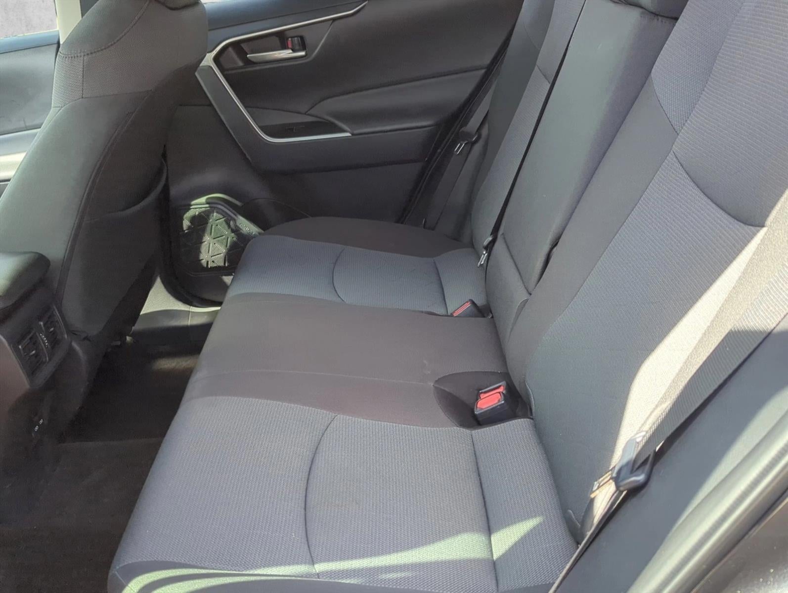 2025 Toyota RAV4 XLE FWD (Natl)