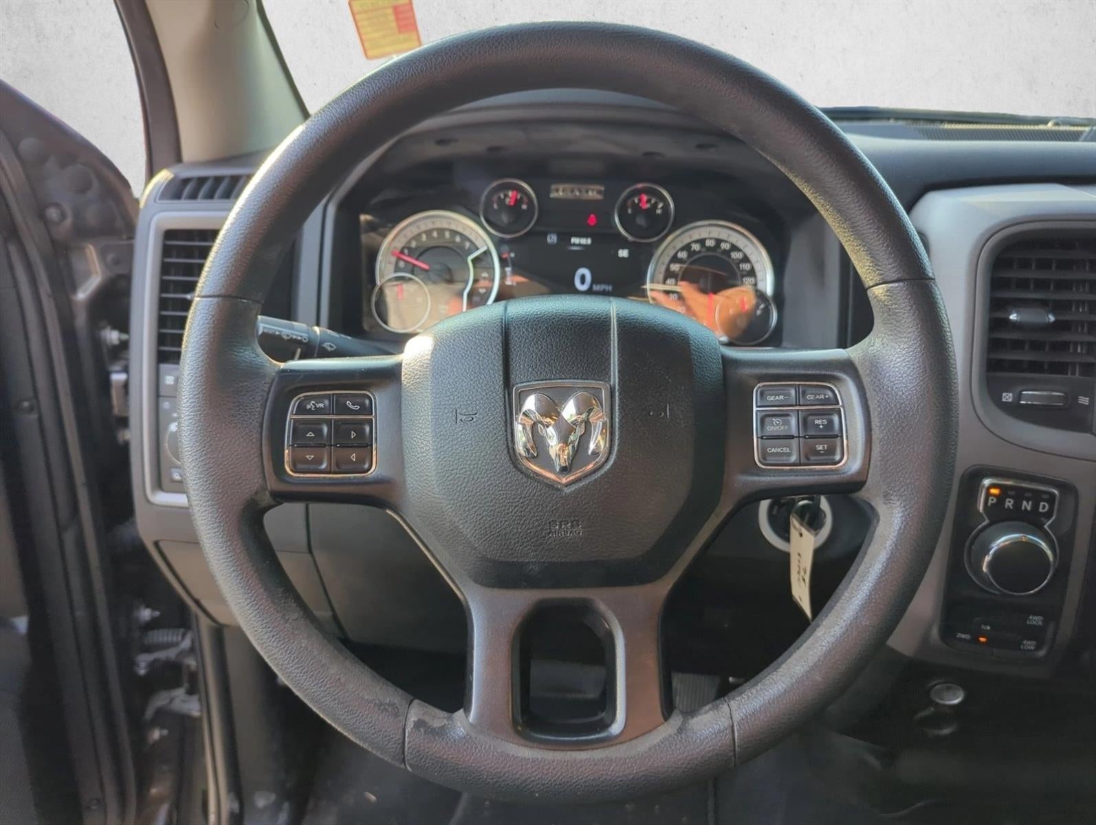 2022 RAM 1500 Classic Tradesman 4x4 Reg Cab 6'4" Box