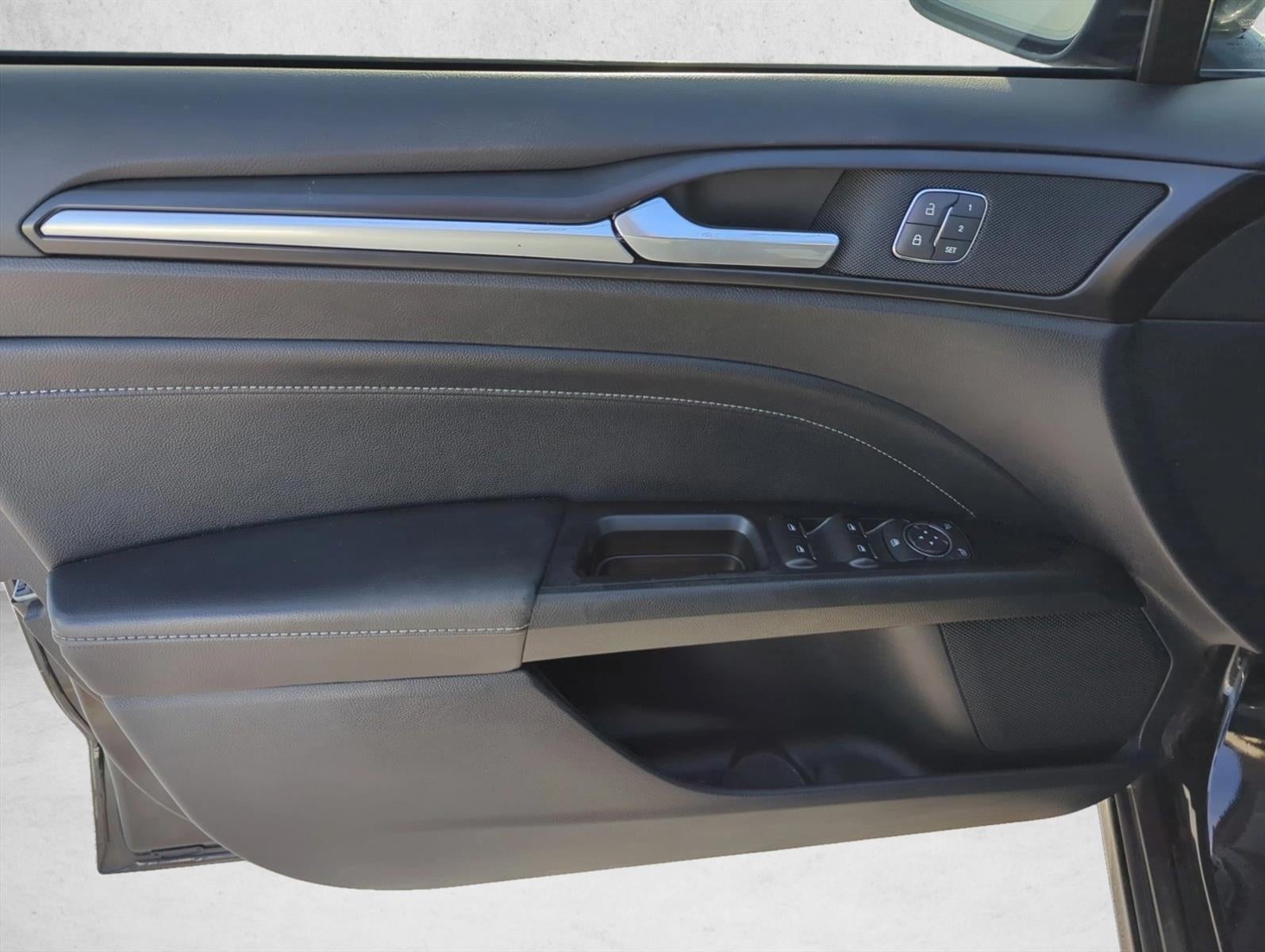 2019 Ford Fusion Titanium FWD