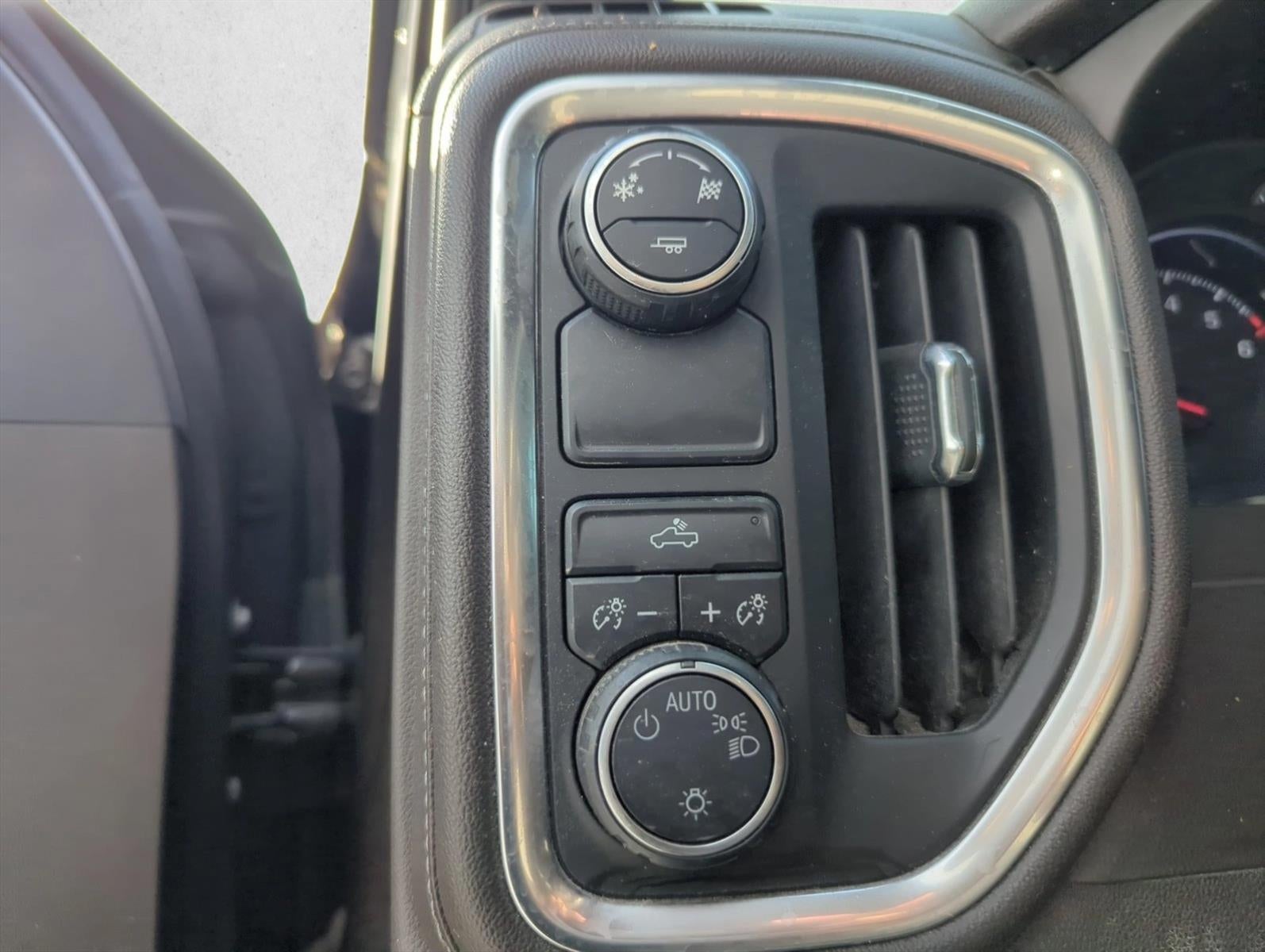 2019 Chevrolet Silverado 1500 Crew Cab Short Box 2-Wheel Drive LT