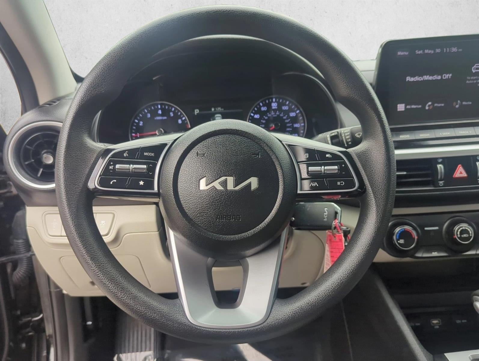 2023 Kia Forte LXS IVT