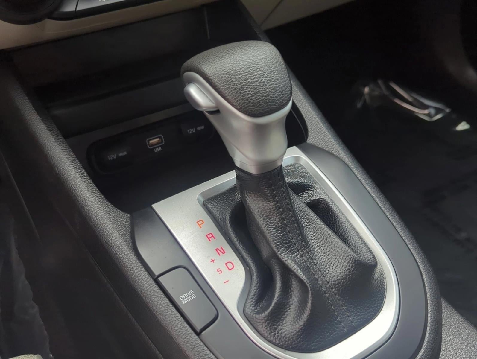 2023 Kia Forte LXS IVT