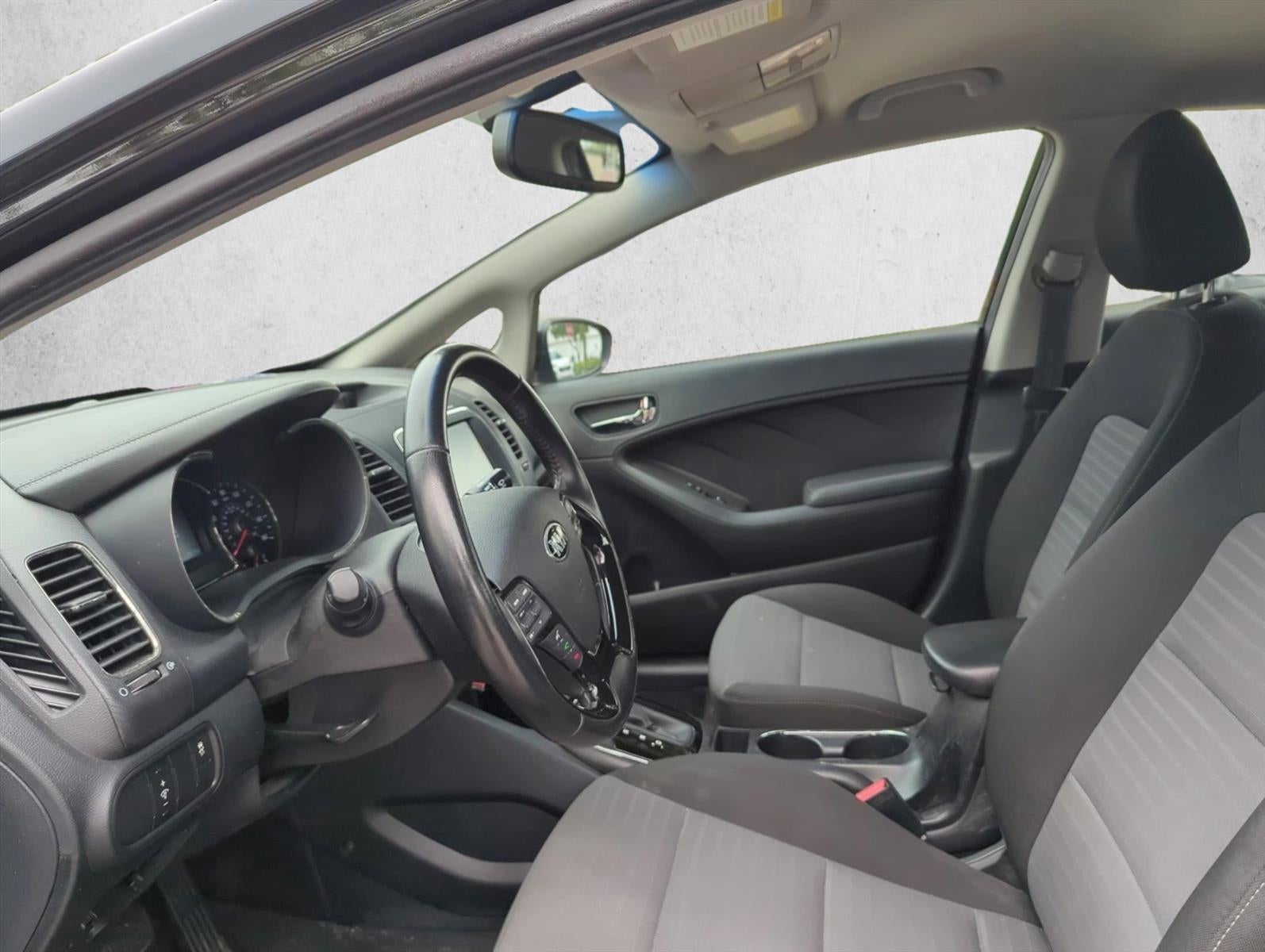 2017 Kia Forte S Auto