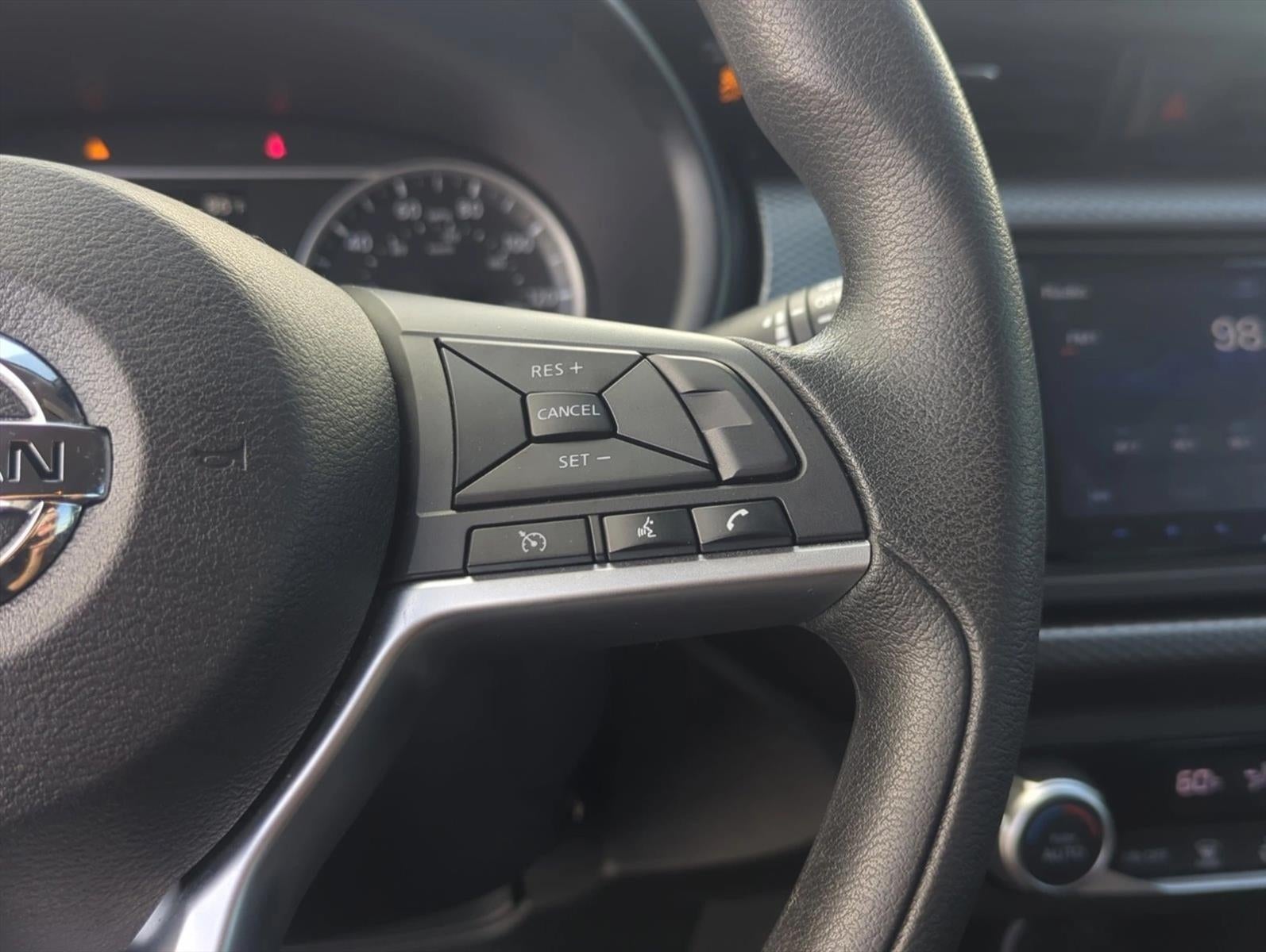 2020 Nissan Kicks SV FWD