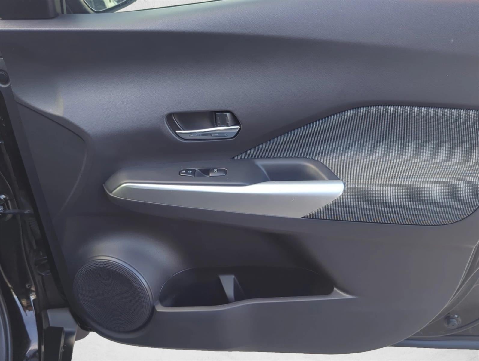 2020 Nissan Kicks SV FWD