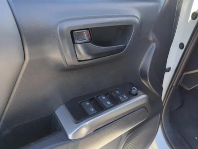 2023 Toyota Tacoma 2WD 2WD SR5 Double Cab 5' Bed V6 AT (GS)