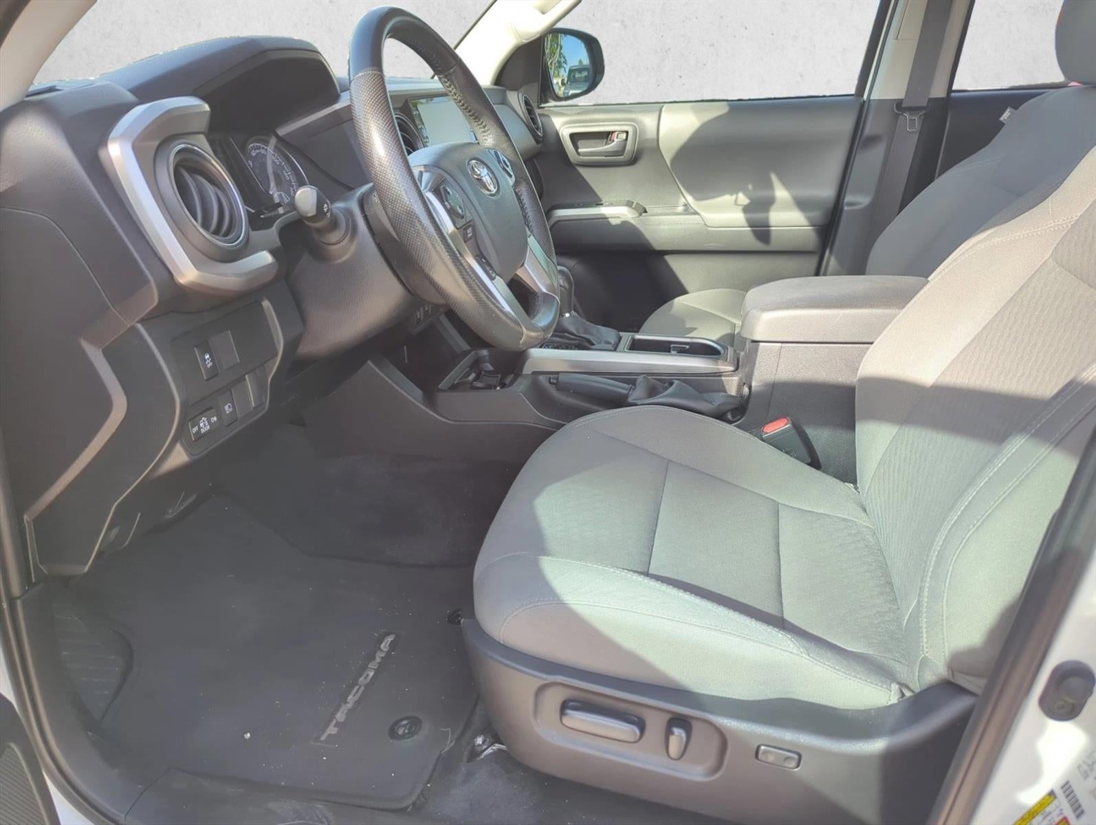 2023 Toyota Tacoma 2WD 2WD SR5 Double Cab 5' Bed V6 AT (GS)