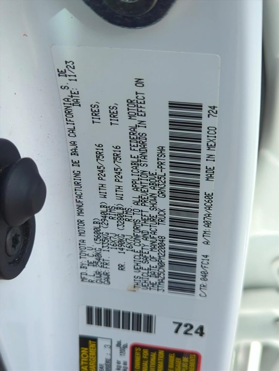 2023 Toyota Tacoma 2WD 2WD SR5 Double Cab 5' Bed V6 AT (GS)