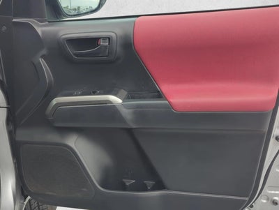 2022 Toyota Tacoma 2WD 2WD SR5 Double Cab 5' Bed V6 AT (GS)