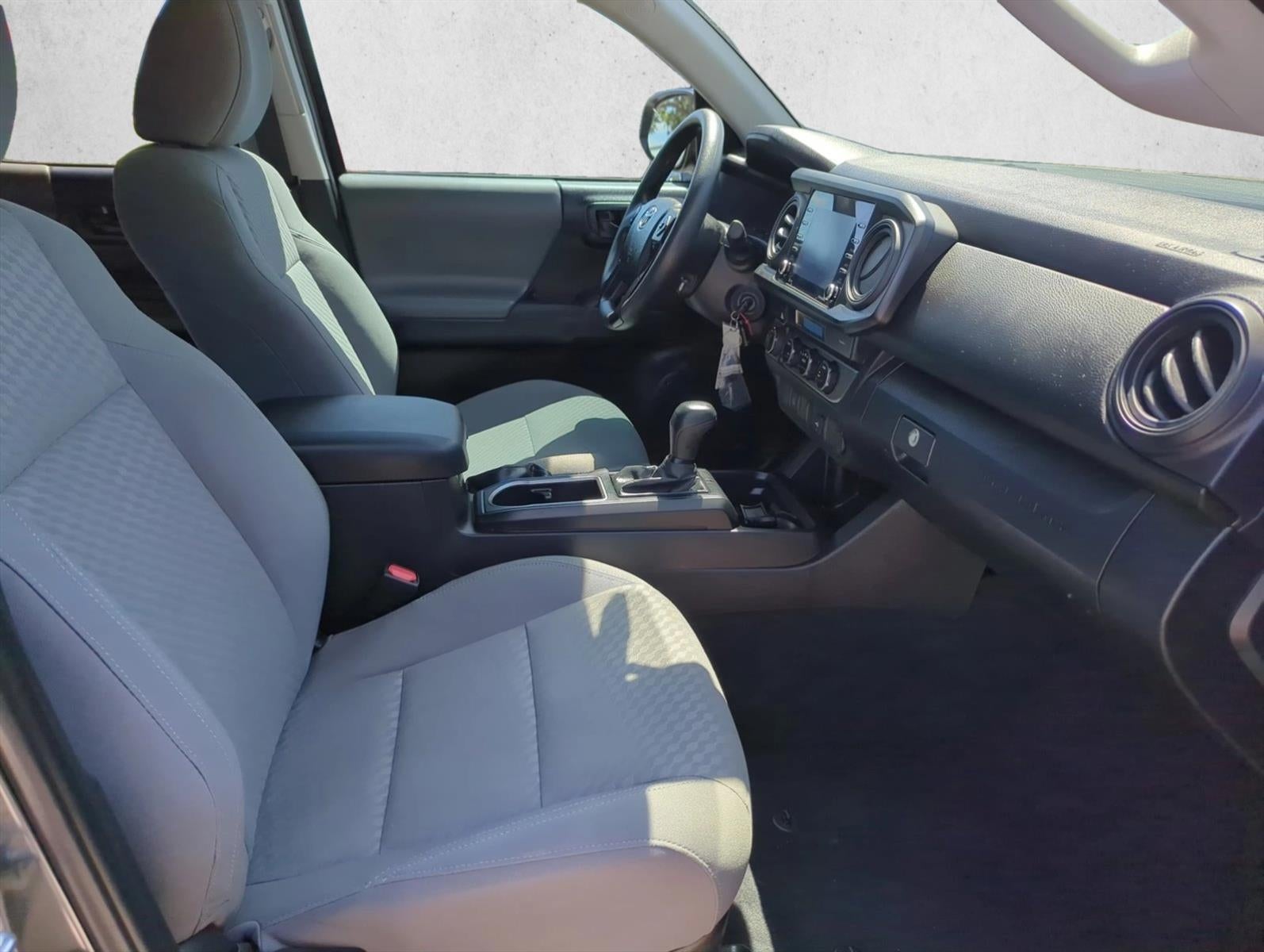 2023 Toyota Tacoma 4WD 4WD SR Double Cab 5' Bed V6 AT (GS)