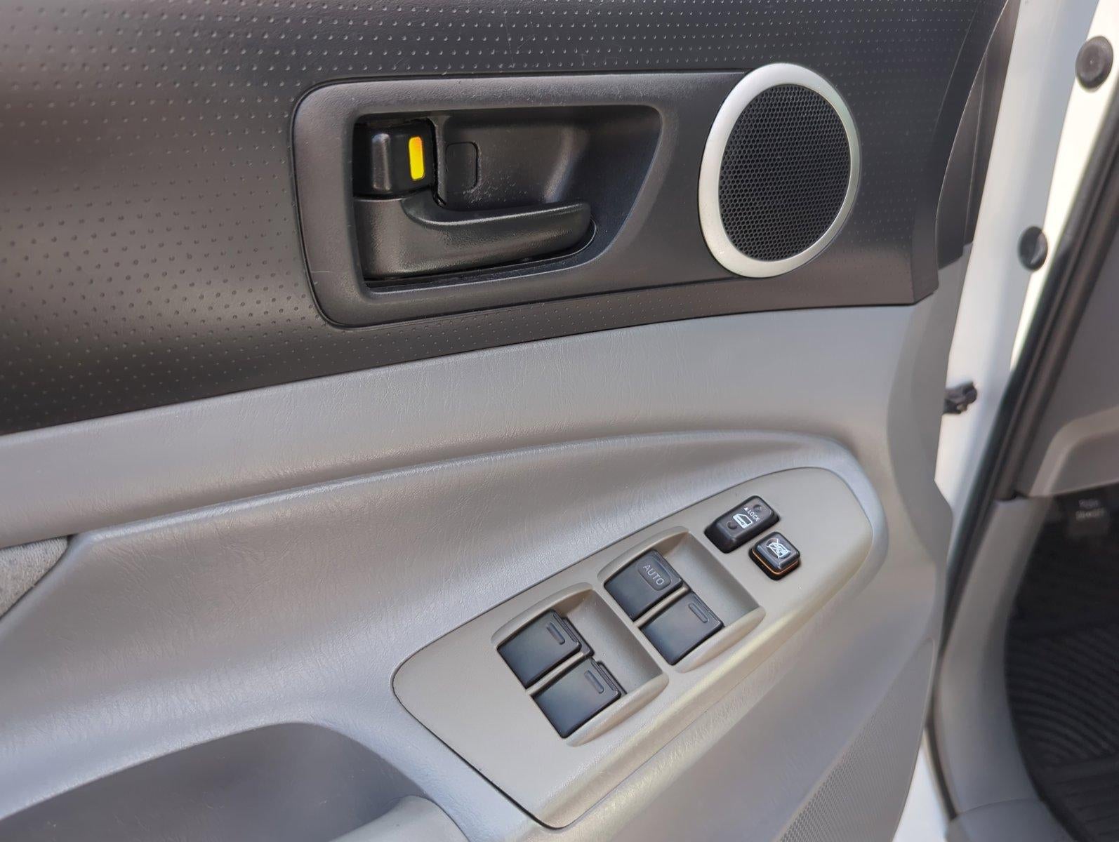 2007 Toyota Tacoma 2WD Double Cab Short Bed V6 Automatic PreRunner (Natl)