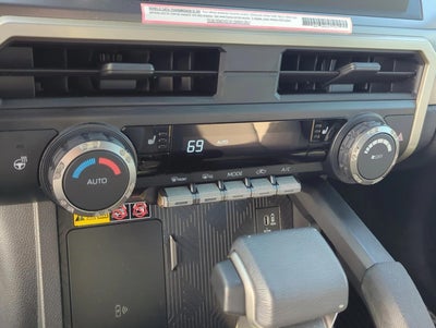2024 Toyota Tacoma 2WD 2WD SR5 Double Cab 5' Bed AT (Natl)