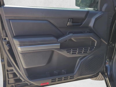 2025 Toyota Tacoma 2WD 2WD SR5 Double Cab 5' Bed AT (SE)