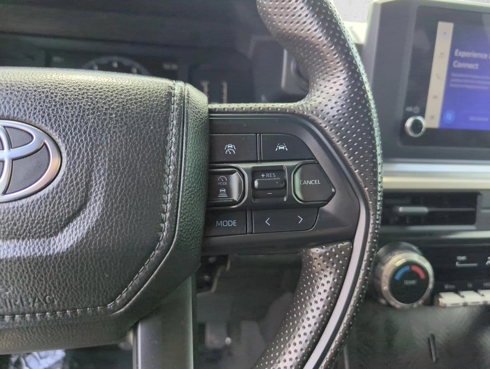 2024 Toyota Tacoma 2WD 2WD SR5 Double Cab 5' Bed AT (Natl)