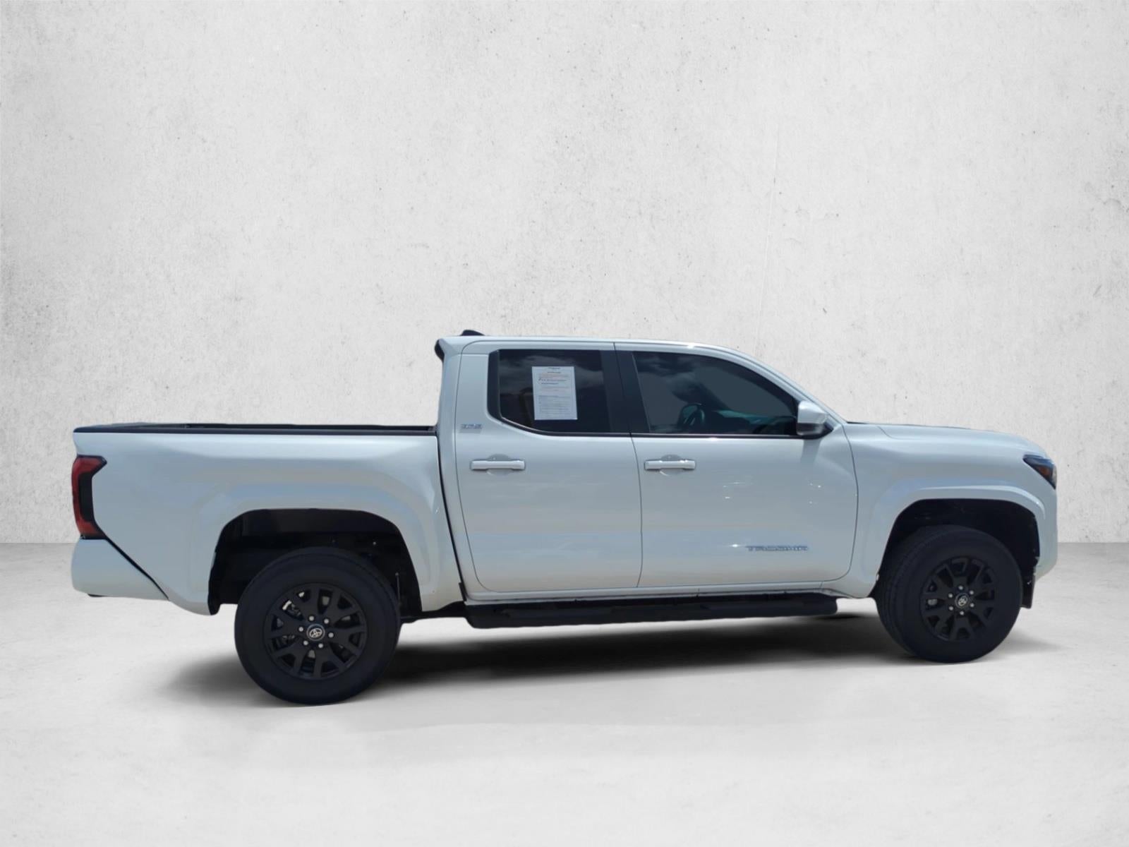 2024 Toyota Tacoma 2WD 2WD SR5 Double Cab 5' Bed AT (Natl)