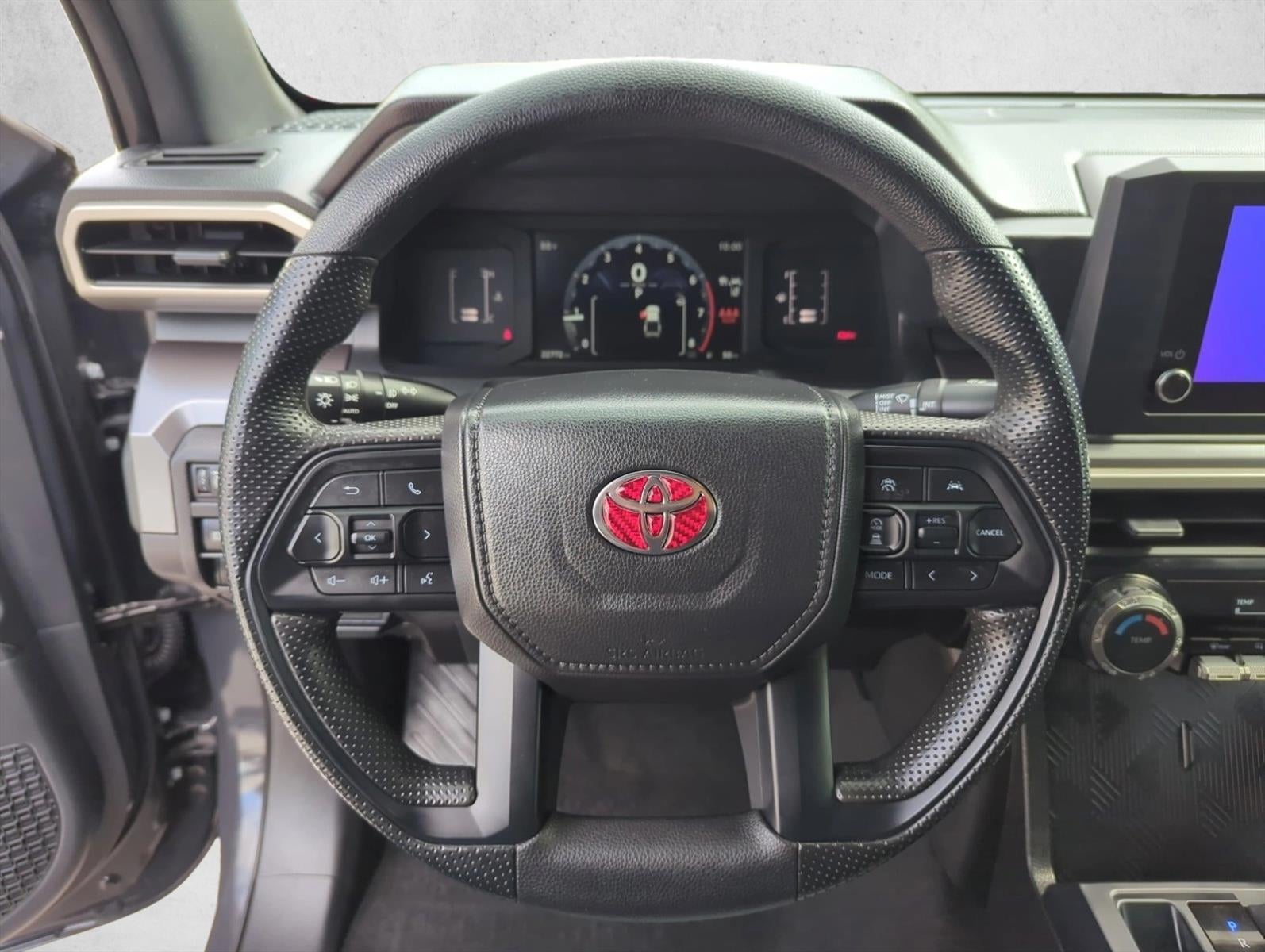 2025 Toyota Tacoma 2WD 2WD SR5 Double Cab 5' Bed AT (SE)