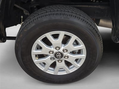 2025 Toyota Tacoma 2WD 2WD SR5 Double Cab 5' Bed AT (SE)