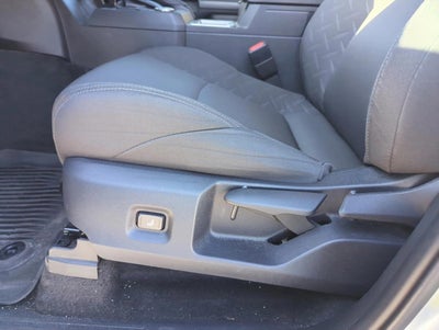 2024 Toyota Tacoma 2WD 2WD SR5 Double Cab 5' Bed AT (SE)