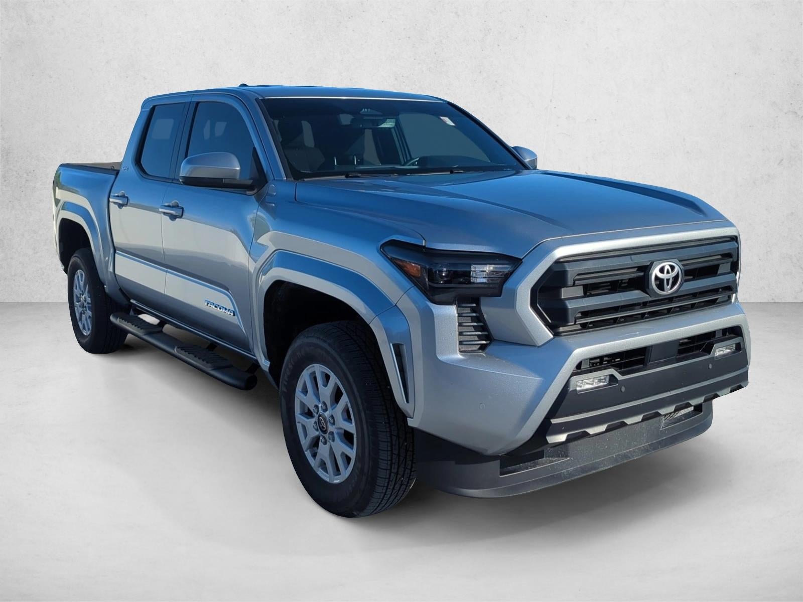2024 Toyota Tacoma 2WD 2WD SR5 Double Cab 5' Bed AT (SE)