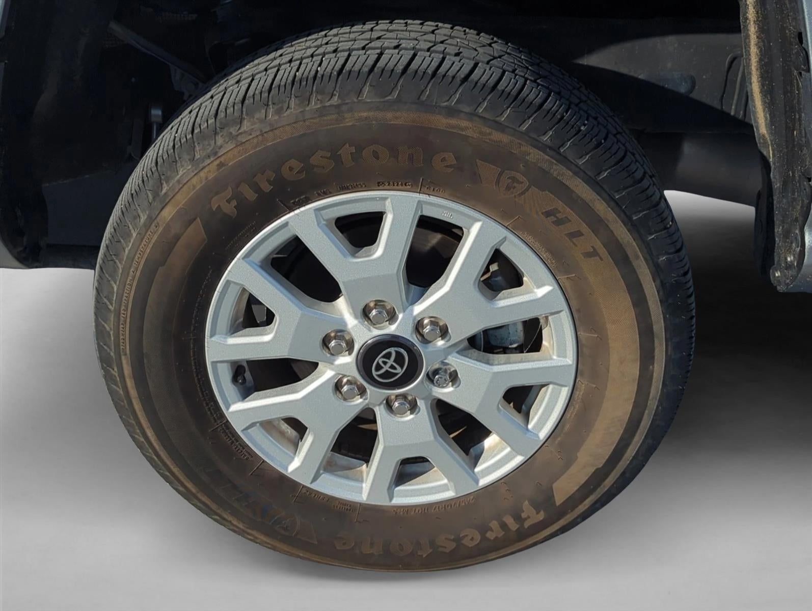 2024 Toyota Tacoma 2WD 2WD SR5 Double Cab 5' Bed AT (SE)