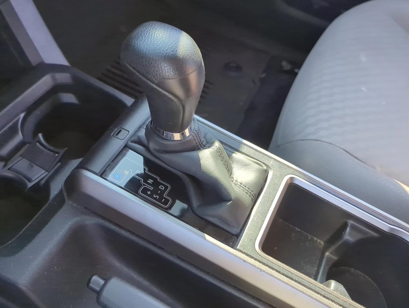 2023 Toyota Tacoma 4WD 4WD SR5 Double Cab 5' Bed V6 AT (GS)