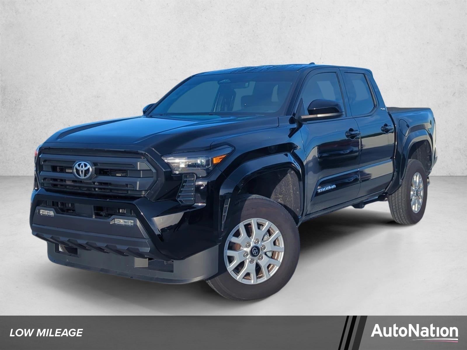 2025 Toyota Tacoma 2WD 2WD SR5 Double Cab 5' Bed AT (SE)