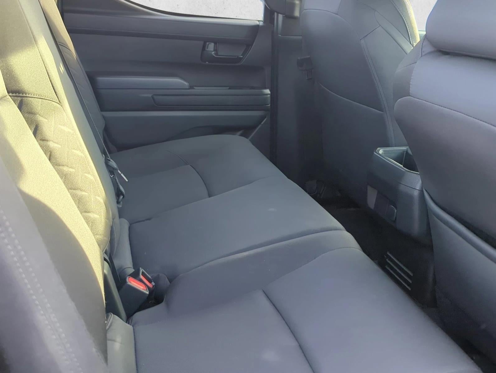 2025 Toyota Tacoma 2WD 2WD SR5 Double Cab 5' Bed AT (SE)