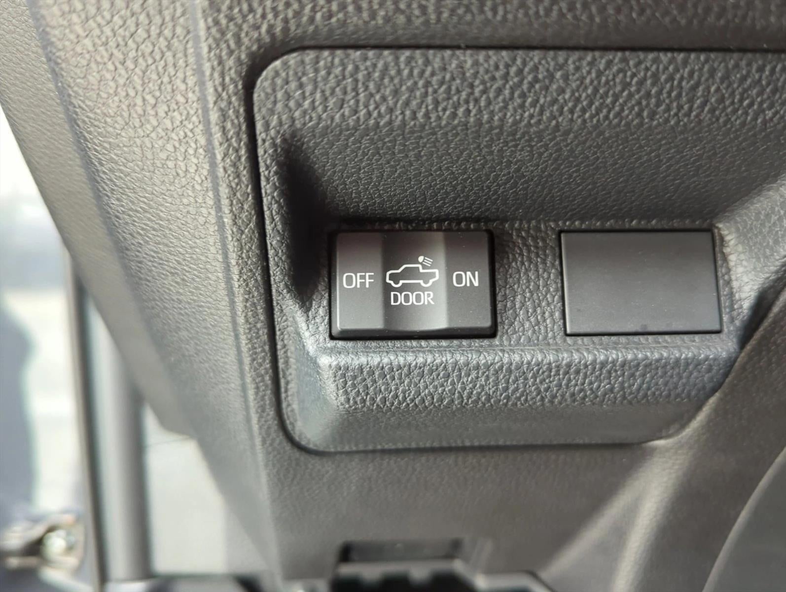 2024 Toyota Tacoma 4WD 4WD TRD Off Road Hybrid Double Cab 5' Bed AT (Natl)