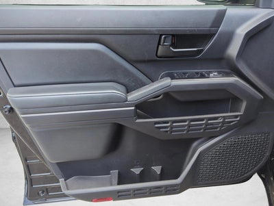 2025 Toyota Tacoma 4WD 4WD SR Double Cab 5' Bed AT (GS)