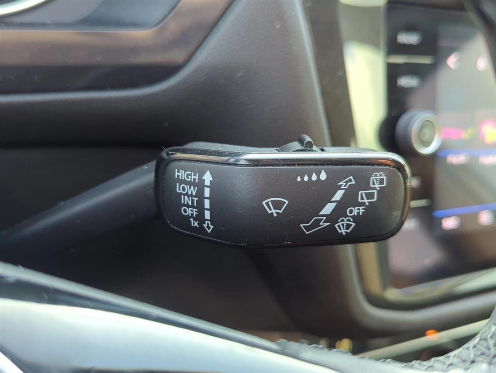 2019 Volkswagen Tiguan 2.0T SE FWD