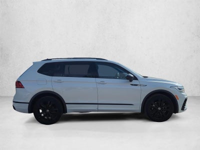 2022 Volkswagen Tiguan 2.0T SE R-Line Black FWD