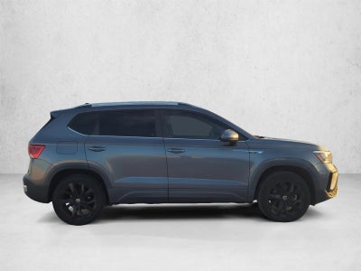 2023 Volkswagen Taos SE FWD