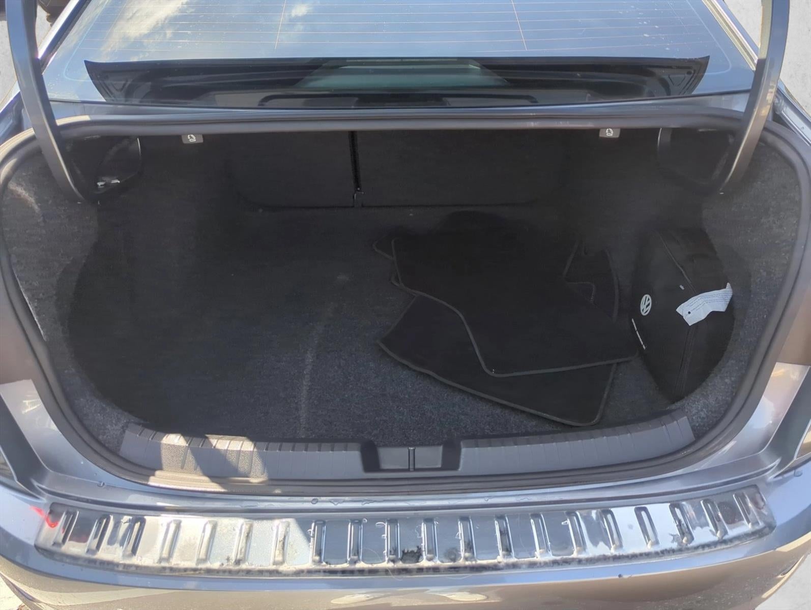 2020 Volkswagen Jetta S Auto w/ULEV