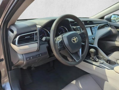 2018 Toyota Camry LE Auto (SE)