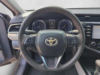 2018 Toyota Camry LE Auto (SE)