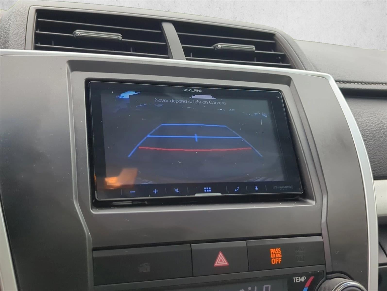 2015 Toyota Camry 4dr Sdn I4 Auto XSE (Natl)