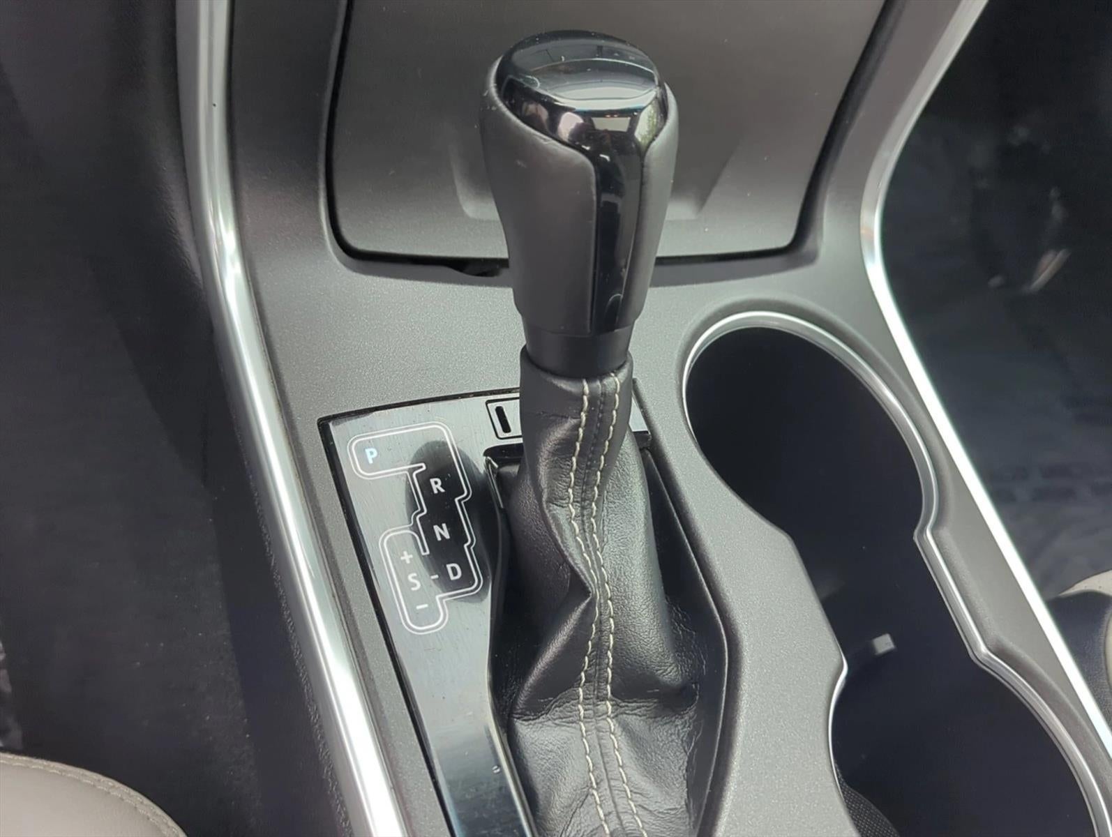 2015 Toyota Camry 4dr Sdn I4 Auto XSE (Natl)