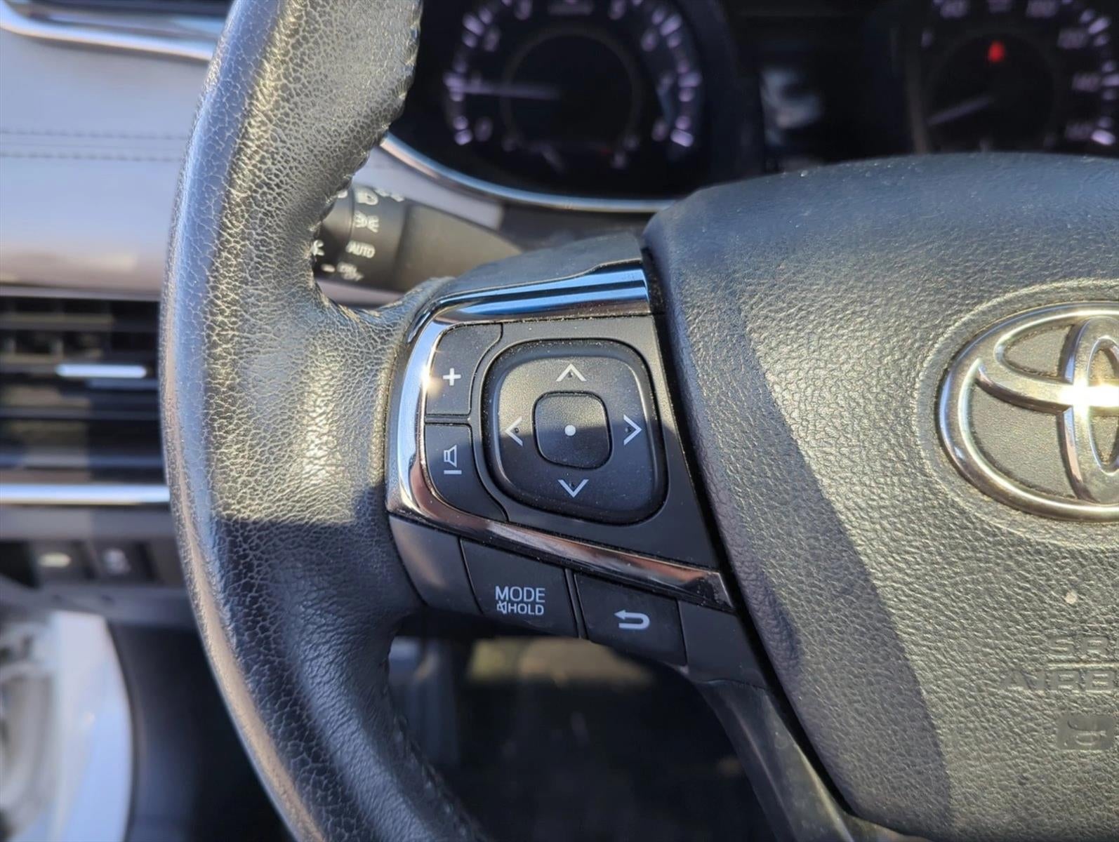 2013 Toyota Avalon 4dr Sdn XLE Premium (Natl)